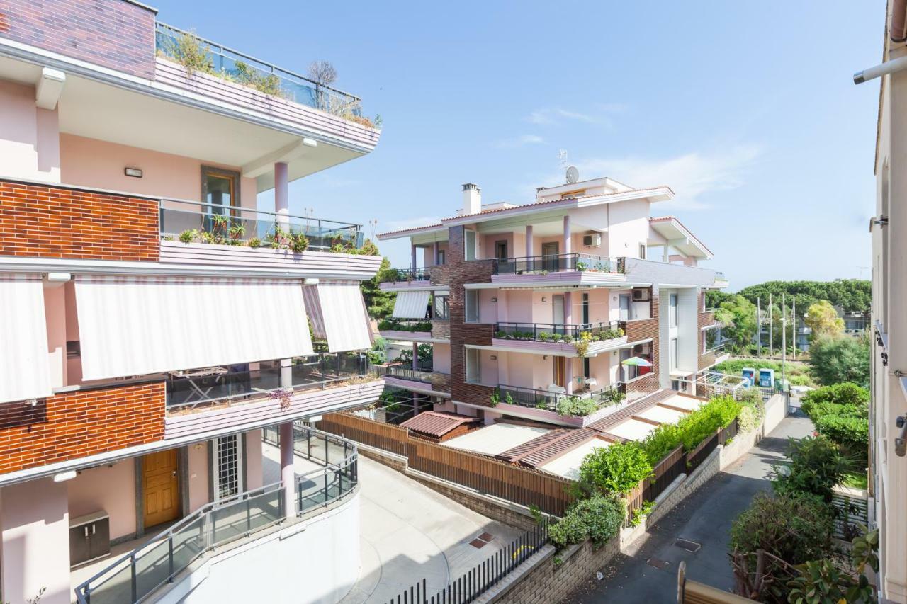Titty House Apartment *